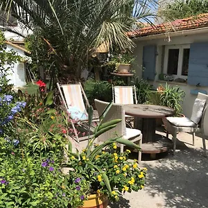 Cabanon De Camille Les Saintes-Maries-de-la-Mer
