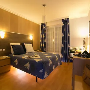 Hotel Breizh, Crach